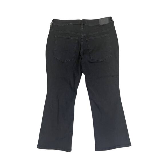 Madewell Curvy Kick Out Mid Rise Cropped Jeans in Black Size W33P Denim Pockets - Picture 2 of 4